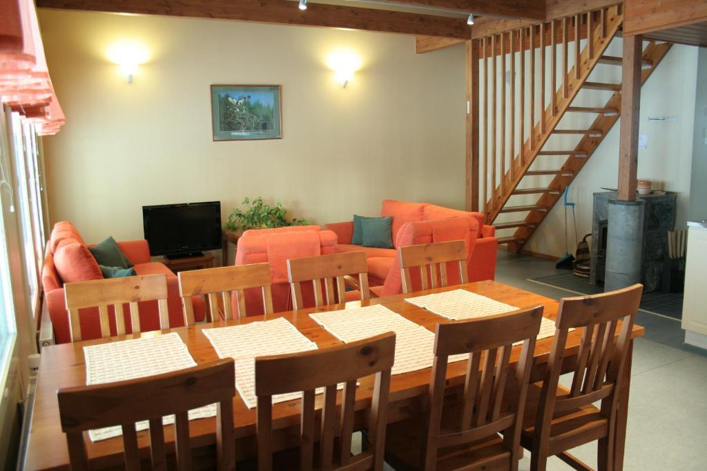 Kettulanmäki Metsaekartano Outdoor Centreアパートホテル 部屋 写真