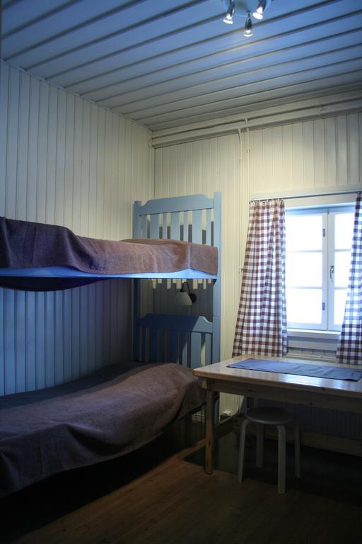 Kettulanmäki Metsaekartano Outdoor Centreアパートホテル エクステリア 写真