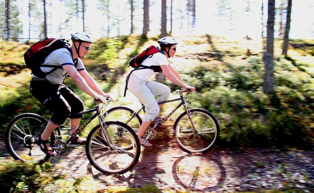 Kettulanmäki Metsaekartano Outdoor Centreアパートホテル エクステリア 写真